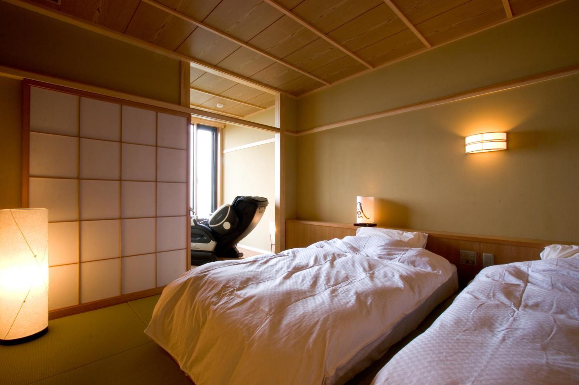 山荘 風の杜 Sanso Kazenomori Hotel Minoh Exterior photo