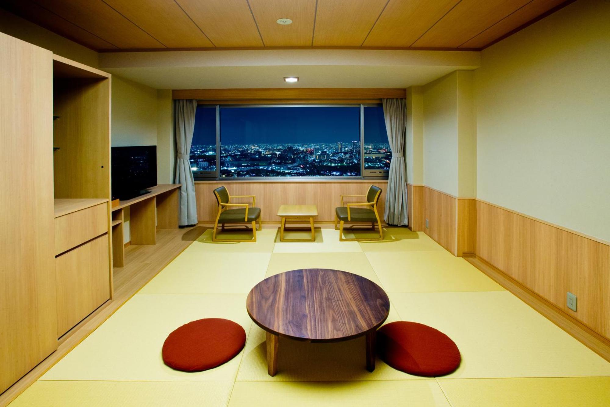 山荘 風の杜 Sanso Kazenomori Hotel Minoh Exterior photo