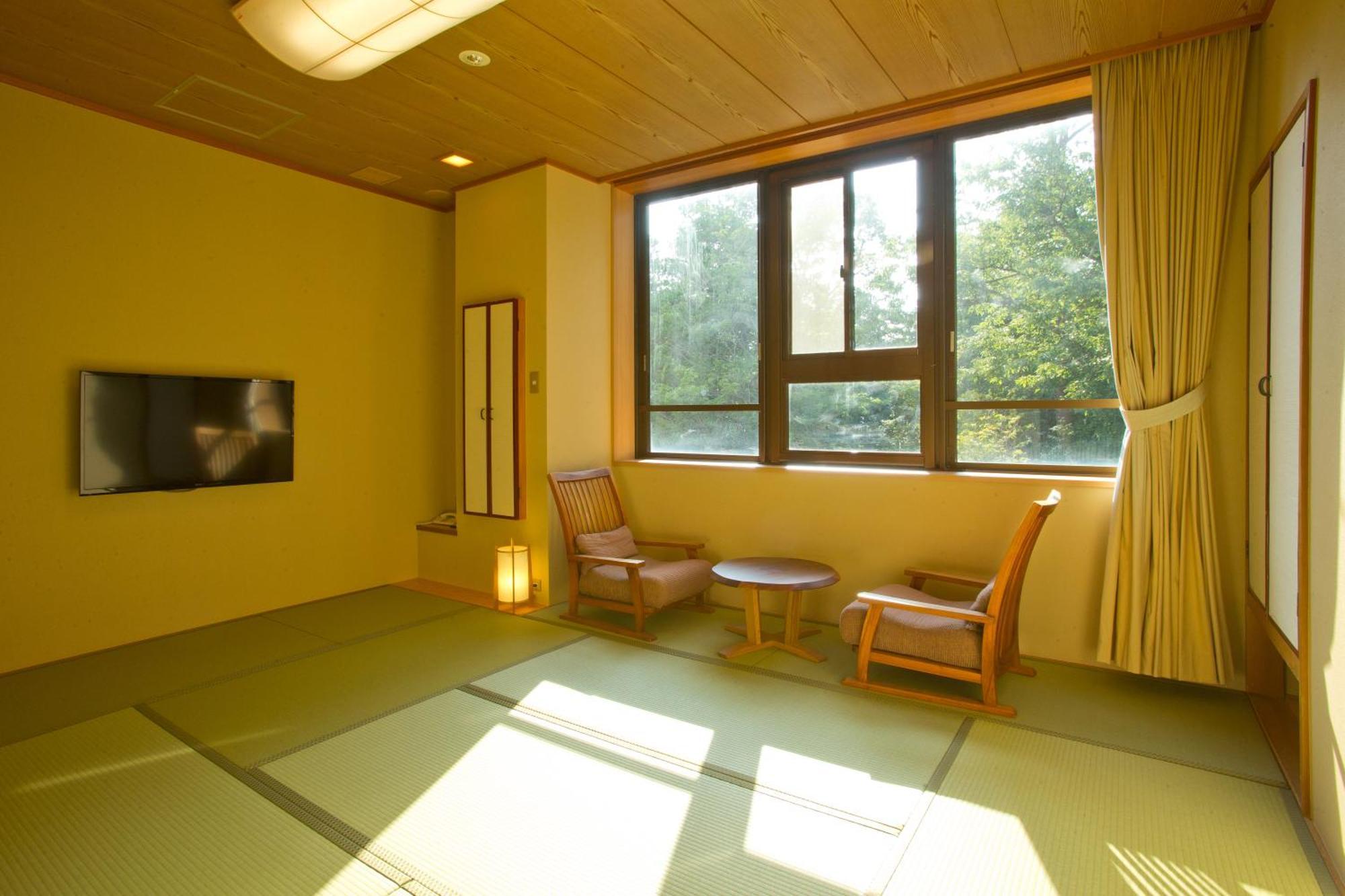 山荘 風の杜 Sanso Kazenomori Hotel Minoh Exterior photo