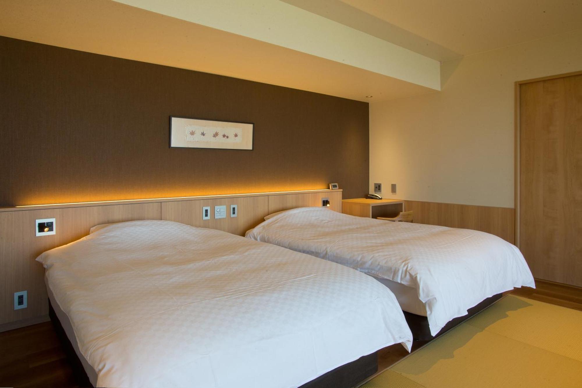 山荘 風の杜 Sanso Kazenomori Hotel Minoh Exterior photo