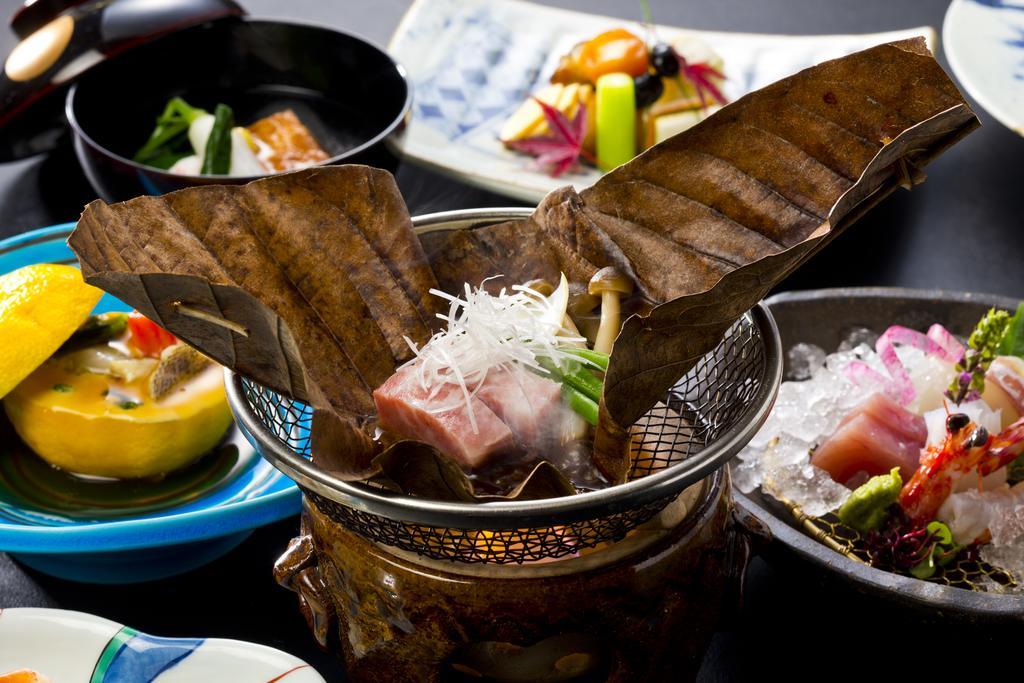 山荘 風の杜 Sanso Kazenomori Hotel Minoh Exterior photo