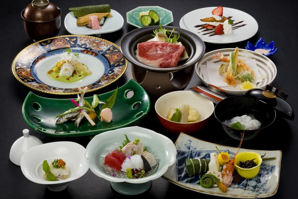 山荘 風の杜 Sanso Kazenomori Hotel Minoh Exterior photo